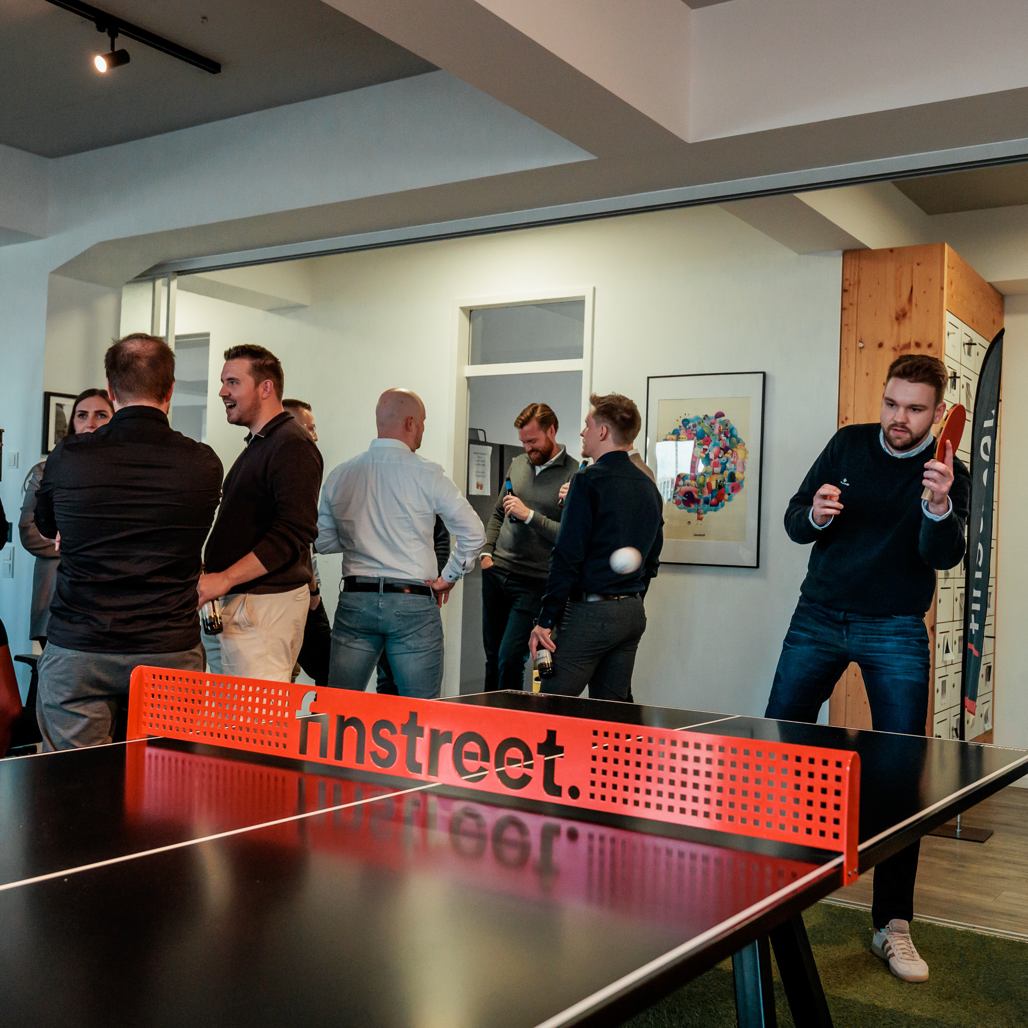Menschen-Bei-Finstreet-Unternehmensprofil Menschen-Bei-Finstreet-Unternehmensprofil